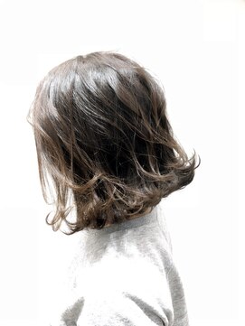 ユキオ オブ ヘアー(YUKIO of Hair) 【yukio本店】黒髪暗髪アッシュ小顔前下がり切りっぱなしボブ☆