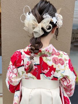 トップヘアー アヴェニュー 刈谷(TOPHAIR Avenue) 卒業おめでとうございます。袴ヘアアレンジ/ニュアンスカラー