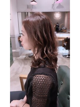 アース 綱島店(HAIR&MAKE EARTH) 20代30代40代セミロング