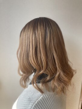 ブルーフォレスト(blue forest) ゆるふわパーマ