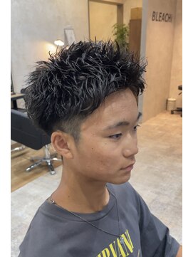 ブリーチ 宇都宮店(BLEACHi) 【スパイキーショート×ピンパーマ】