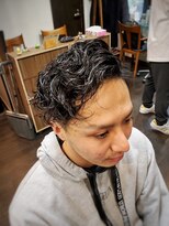 オムヘアーバイグルーマーズ(HOMME HAIR by GROOMER/S)&nbsp;メンズサイドパート×ハードパーマ　HOMMEHAIR２ｎｄ江ヶ崎