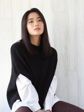 キュレア(C..ure.are) 艶感たっぷりナチュラルストレートロング 艶ブラック