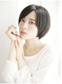 おろし流しのツヤ感ショート