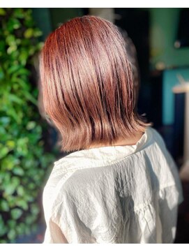 ミスグランディーヴィラス(Miss Grandee VILLAS) 2024年秋カラー切りっぱなし外はねボブ20代30代40代