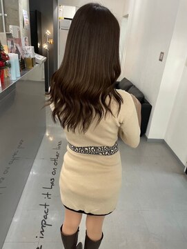 キング 高槻(K!ng) 【枚方、高槻、梅田】髪質改善カラー