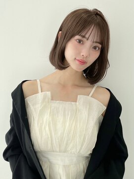 ユーフォリア 青山(Euphoria) 20代30代大人かわいいショートボブx小顔カット