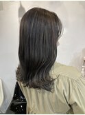 切りっぱなし　ミディアム　透明感