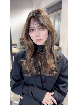 デラ バイ アフロート(DELA by afloat) 控えめレイヤーでもできる美髪トレンドヘア