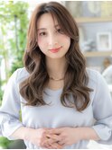センターパートグレーベージュ小顔抜け感ヘアc6戸頭20代30代40代