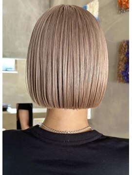 ハウ 心斎橋(how) ハイトーン×ミルクティーベージュ/夏ショートボブ