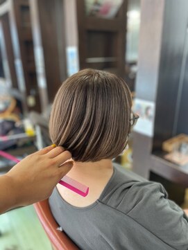 シュシュ 宜野湾店(chou chou) ハイライト白髪ぼかし