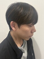 ヒュイル バイ ニアウ(Hwyl by Niau)&nbsp;MEN’S HAIRセンターパートスパイラルパーマニュアンスパーマ