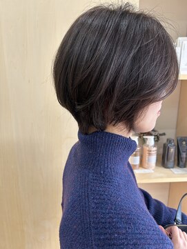 プリモ ビューティーアンドリラックス(Primo Beauty&Relax) グレージュ/ショートボブ