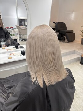 アンドソー 池袋(&so.) ホワイトグレージュ/ミルクティー/ハイトーン/池袋