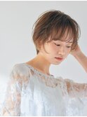 軽やかな大人ショートボブ