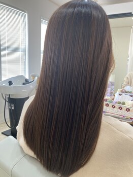 ワイ(Y)の写真/パサつき髪も見違えるほどの仕上がりに。艶髪特化サロンが提供する髪質改善でカラーをしながら美髪が叶う♪