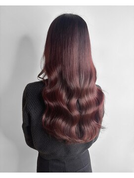 ヘアーメイク ラグズ(Hair Make Luxtz) 巻き髪ロング/レッドピンクカラー/艶カラー大人ガーリー