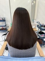 エミン(emyn) 髪が変わる【美髪革命】艶髪/髪質改善/縮毛矯正/代々木