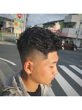 ログ(.6 ROGU) オールバックパーマ