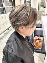 ステアケース ギンザセブン(stair:case ginza7)&nbsp;40代50代白髪ぼかしハイライトショートボブ