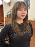 ミルクティーベージュ×レイヤーカット