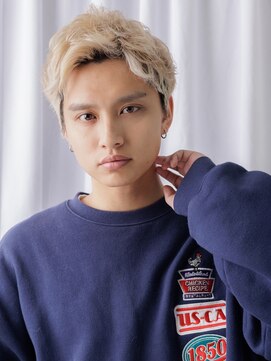 トニーアンドガイ メン 与野駅前店(TONI&GUY MEN) 10代20代ホワイトブロンドカジュアルアップバングショートb与野