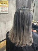 6. ハイライト/バレイヤージュ/グレー/ロング/艶感