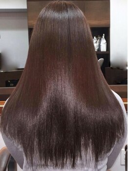 トイロヘアー(toiro hair)の写真/《駅徒歩1分/隠れ家salon》常識を覆すシルクの手触りでリピーターも多数!通う度にキレイになる素髪に感動♪