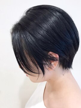 モリオフロムロンドン 大宮店(morio from London) 大人可愛い黒髪ハンサムショート×フェイクブラックカラー