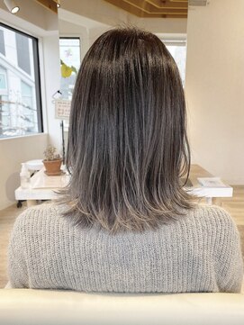 リアン(Lien) バレイヤージュ×グレー/MARINA