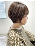 ショートボブ