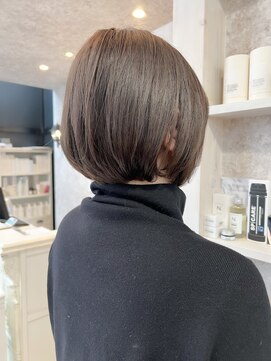 キャアリー(Caary) 福山市美容室Caary人気 大人ショコラブラウンしっとり艶丸みボブ