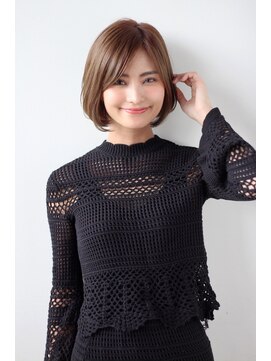 メモリーズ 銀座(Memories) イルミナカラー カラー センターパート カット