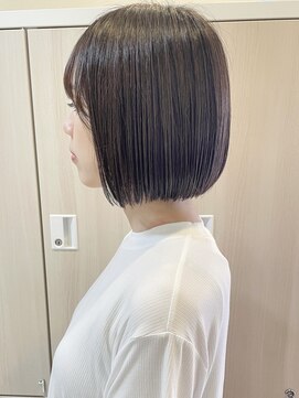 ラ ファブリック 草加(LA FABRIQUE) ぱつっと黒髪ボブ　ストレートボブ　草加