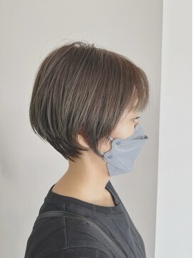 ナーナーナー モエ(Nana no moe) ショートボブ