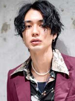 ライラ(Lyla)&nbsp;ツイストスパイラル前上がりセンターパート