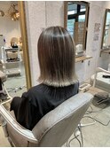 ハイライト切りっぱなしボブ