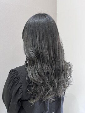ヘアー ル シェーヌ キューブ(hair le chene CUBE) シルバーグレージュ
