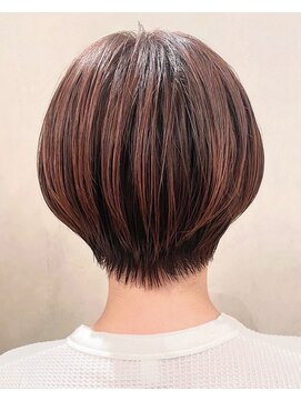 スノッブエンバンプ(snob enVAmp) 【京都ショート/河原町/四条】360度美しいショート【20代/30代】