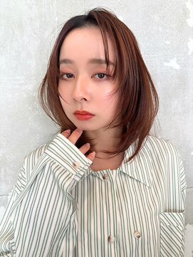 フィガロ ウメダ(FIGARO UMEDA) まろみフェミニン/フェイスレイヤー/オレンジベージュ