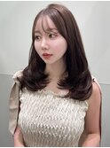 ミディアムレイヤーカット内巻き顔まわりレイヤーカット