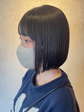 ビスクヘアデザイン(bisq hair design) ボブ　ミルクティーベージュ　艶髪　髪質改善カラー　ショート
