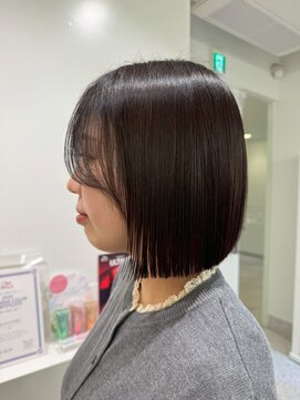 シーバイラヴィズム 万代店(Sea by LUVISM) 切りっぱなしボブ