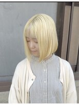 イメ(ime.) ホワイトブロンドボブ