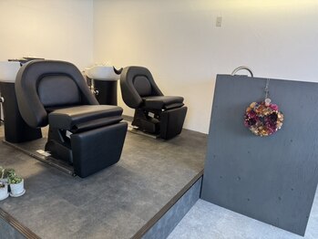 マノン(manon)の写真/【女性目線の寄り添いカウンセリング】大人女性の悩みも、同性スタイリストが繊細に汲み取り理想を叶えます