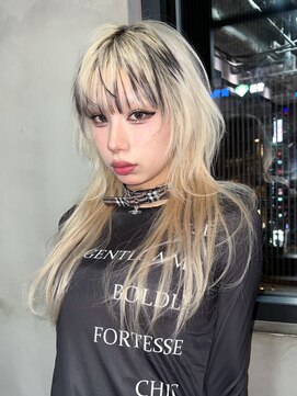 アルバム 銀座(ALBUM GINZA) 前髪カットロング韓国ヘアブリーチ_F1477