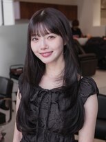 ヴィヴィッド オモテサンドウ(ViViD omotesando)&nbsp;ぱっつん前髪/ロングレイヤー/透明感◎ダークグレージュ