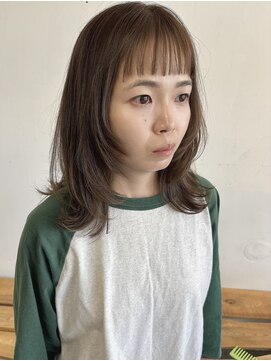 ムニ(MUNI) ＊オリーブベージュ×レイヤーセミロング＊