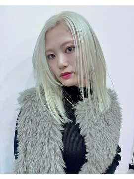 ローグ(LOGUE) ホワイトブロンド